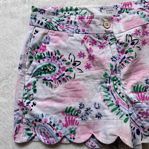 Crown and Ivy Floral Shorts - Shelby - Size 4 - Picture 7 of 12
